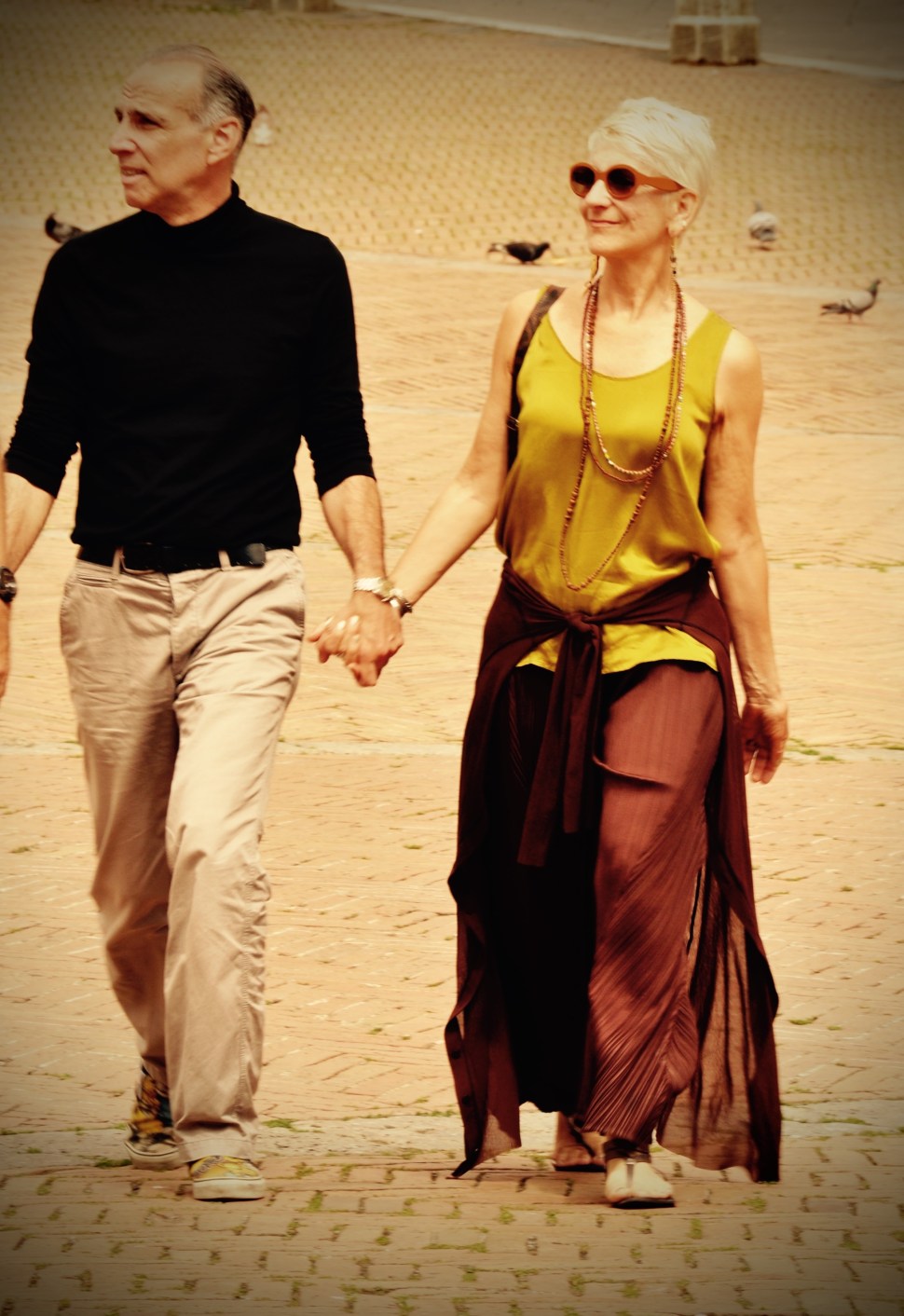 square- couple walking